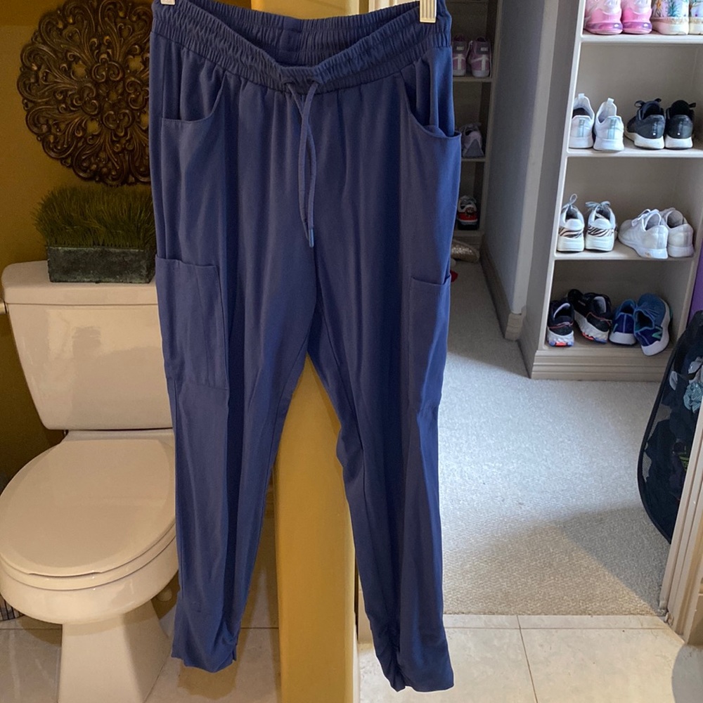 Jaanuu Scrub Pants